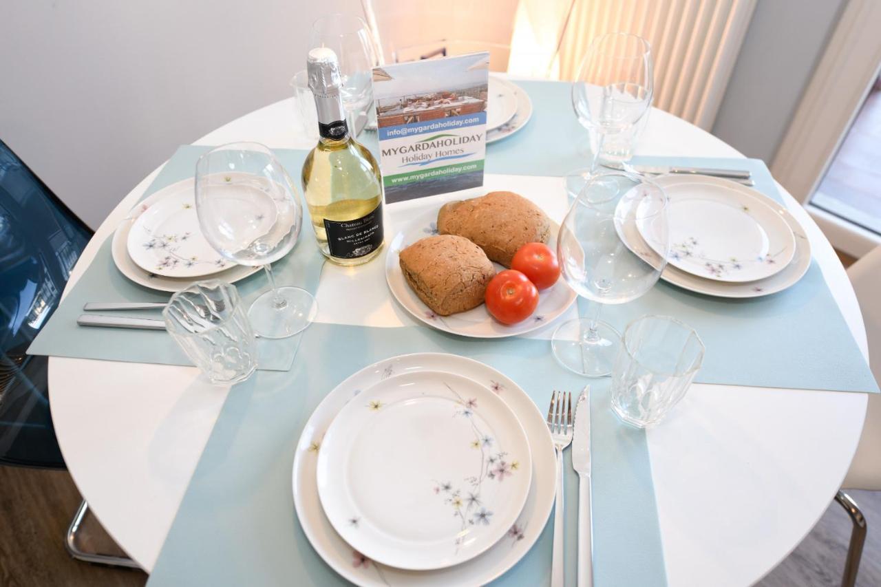 Blue Suite Apartment Sirmione Extérieur photo